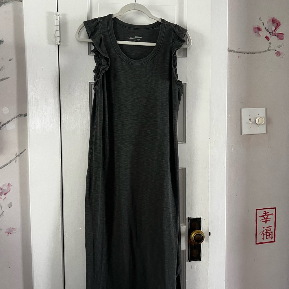 Universal Thread Gray Ruffled Sheath Midi Dress